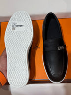 Schwarzer Loafer aus Leder mit Metalldetails – Herren