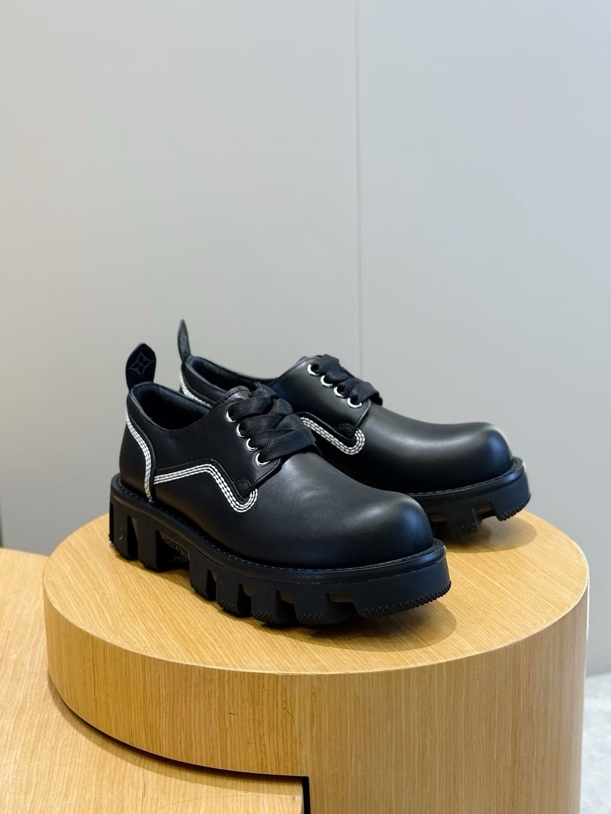 Black Leather Contrast Midsole Chunky - Men's