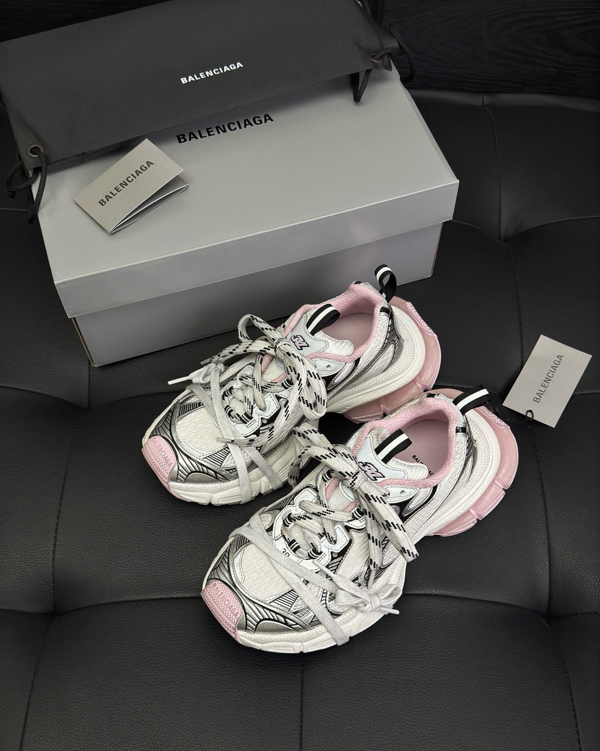Panelled Runner Beige Sneakers
