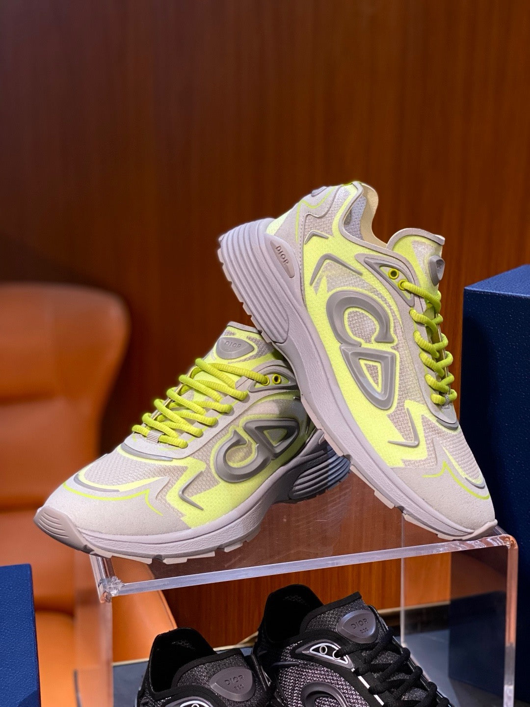 Mesh Runner Cream Sneakers - Men's