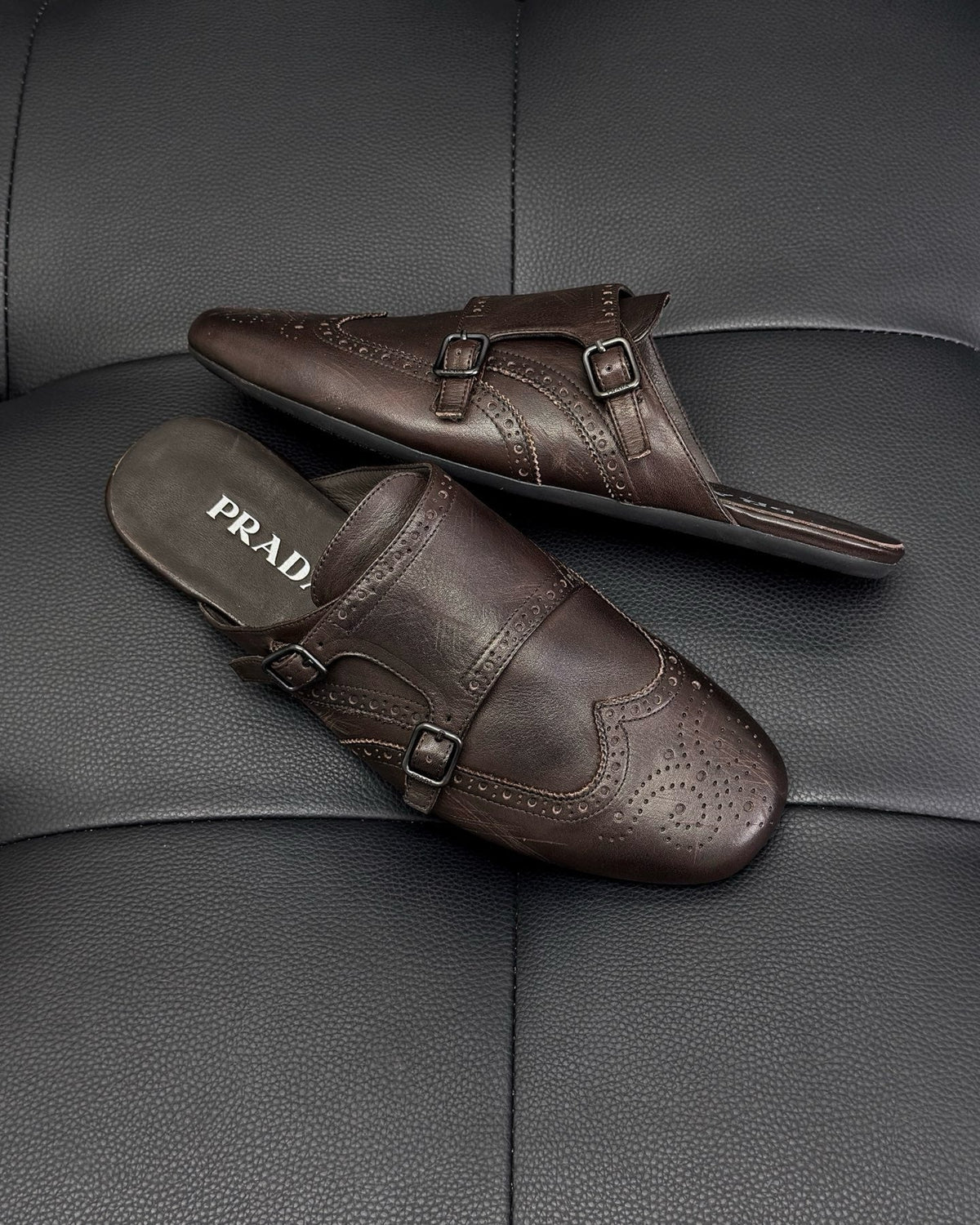 Dunkelbraune Mules
