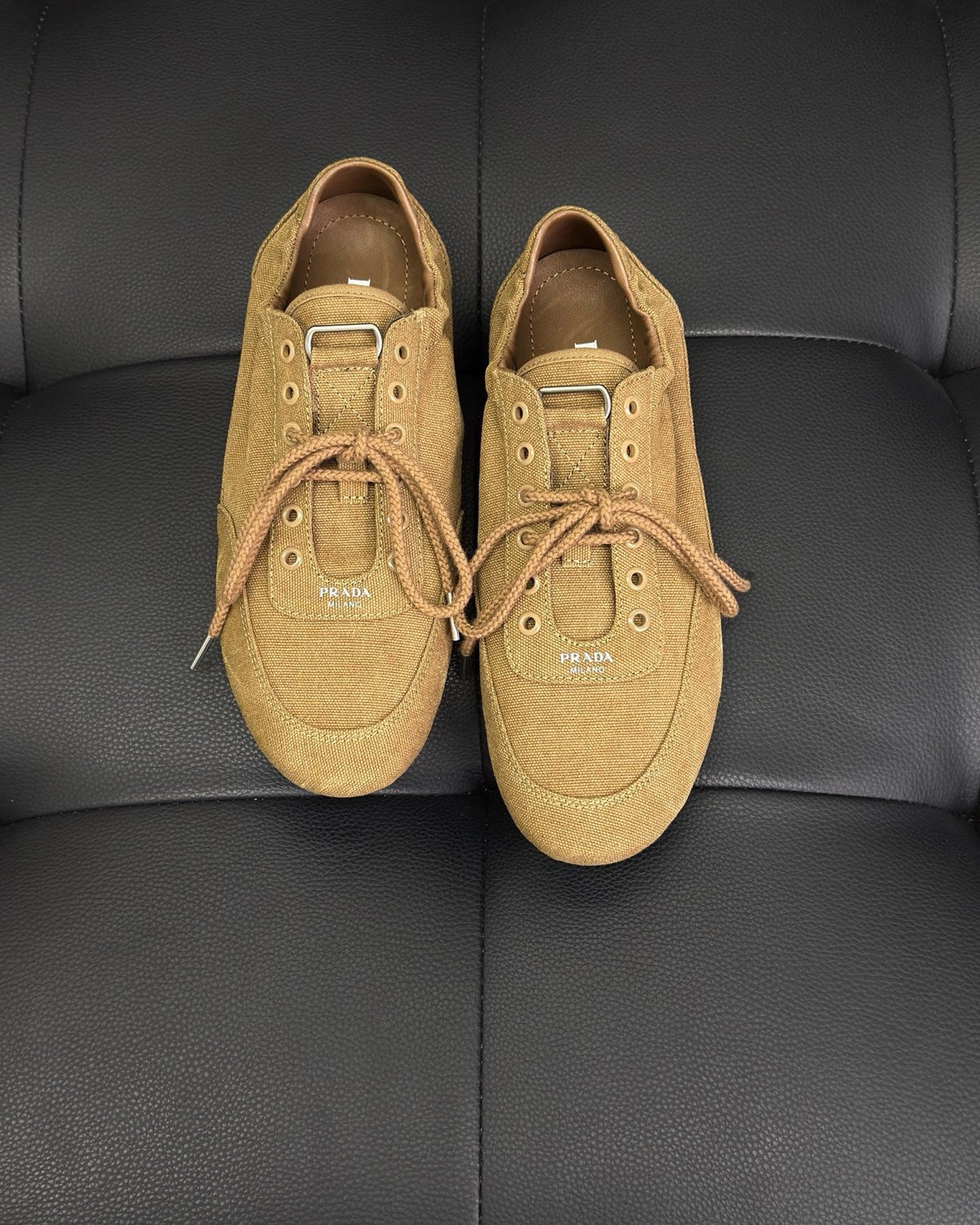 Grauer Wildleder-Monk-Schuh mit doppelter Schnalle - Herren