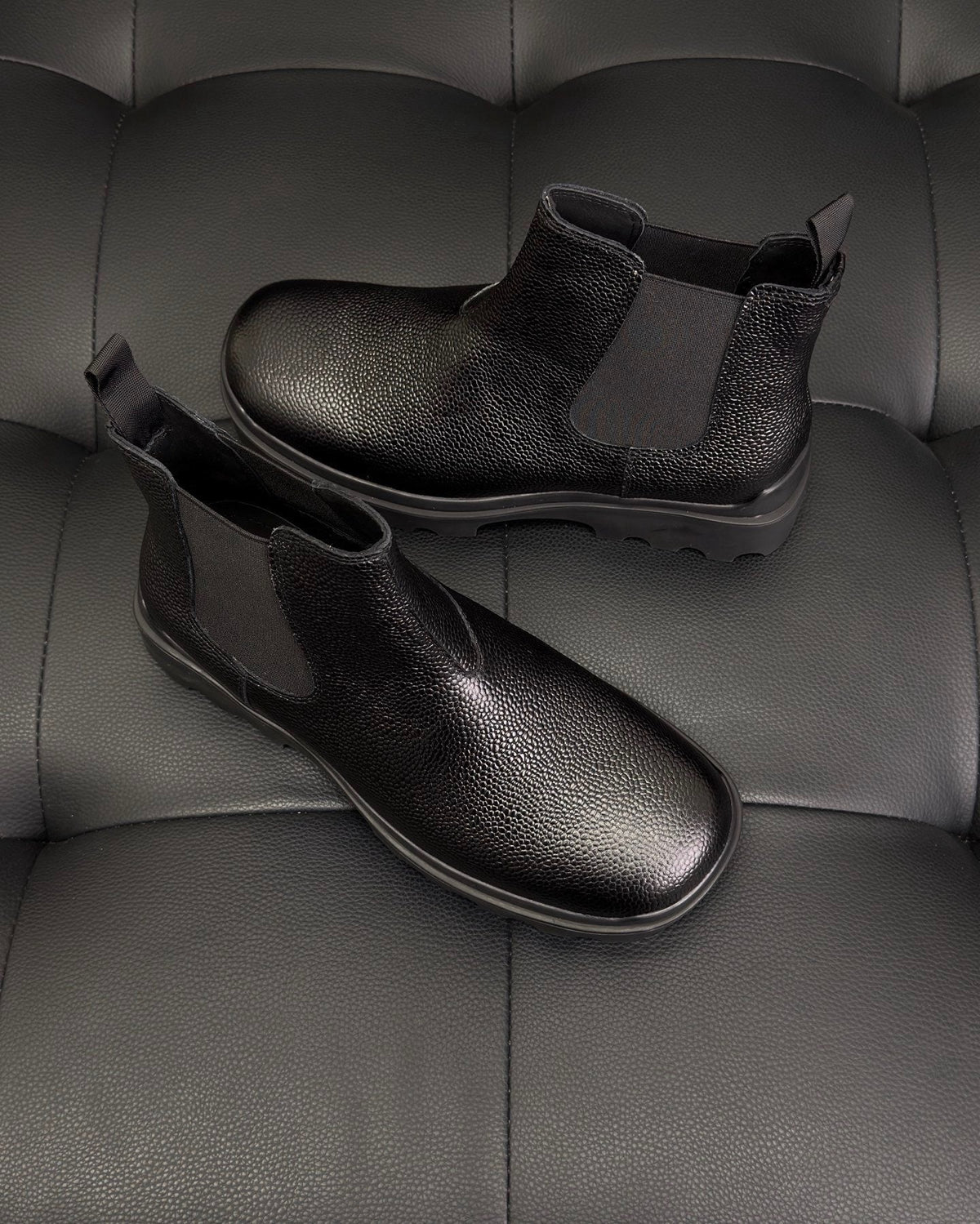 Black Suede Plain Chelsea Boot - Men's