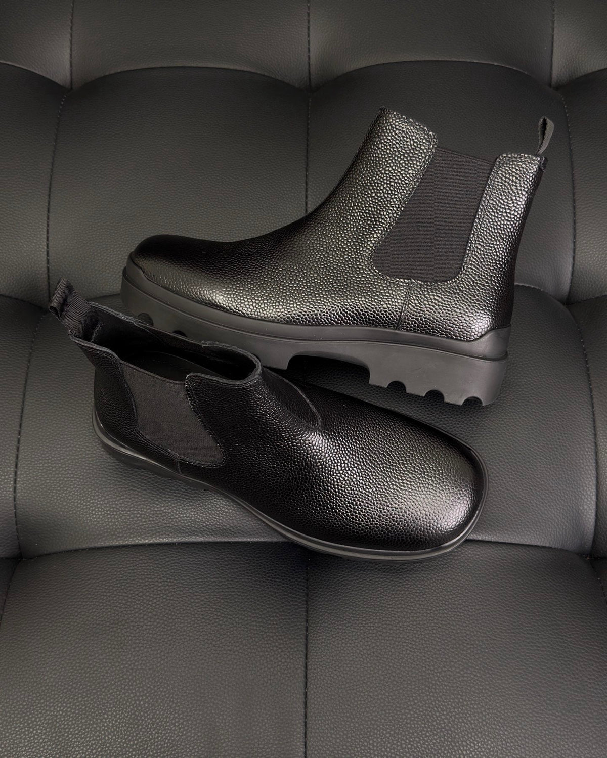 Black Suede Plain Chelsea Boot - Men's