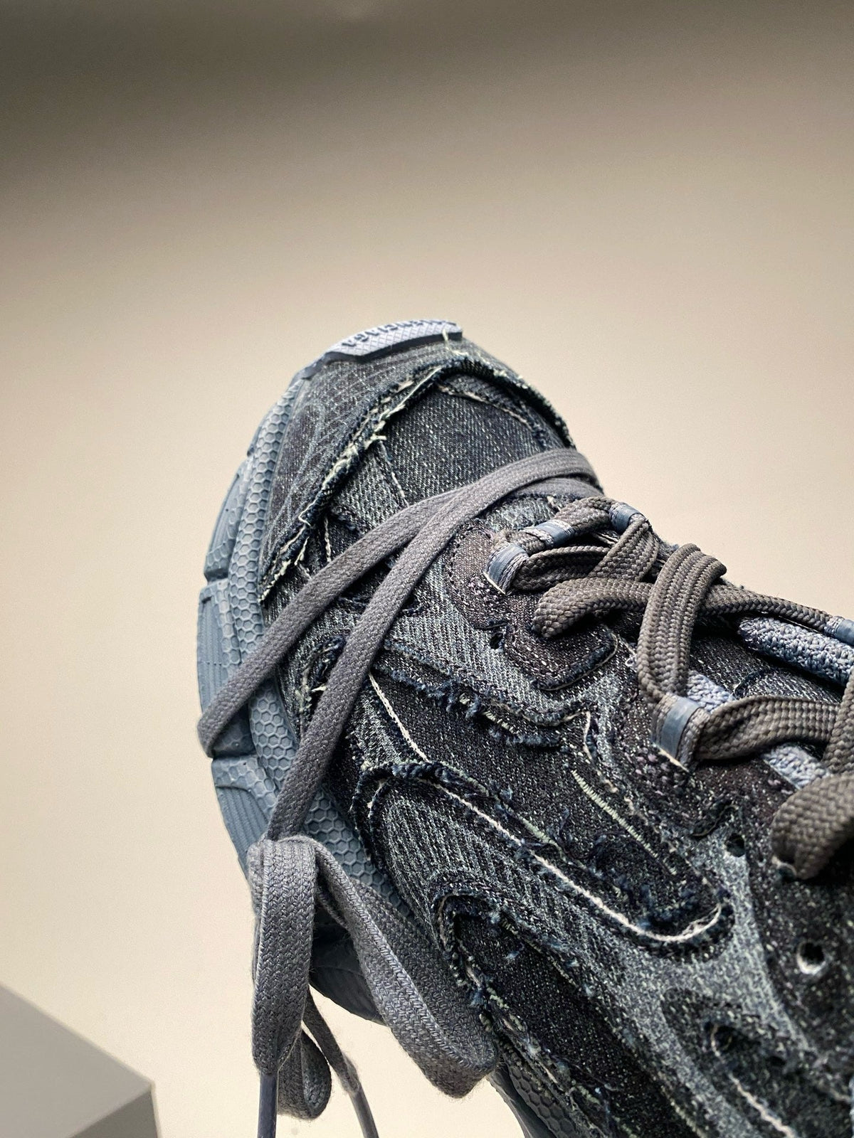 Panelled Runner Black Sneakers