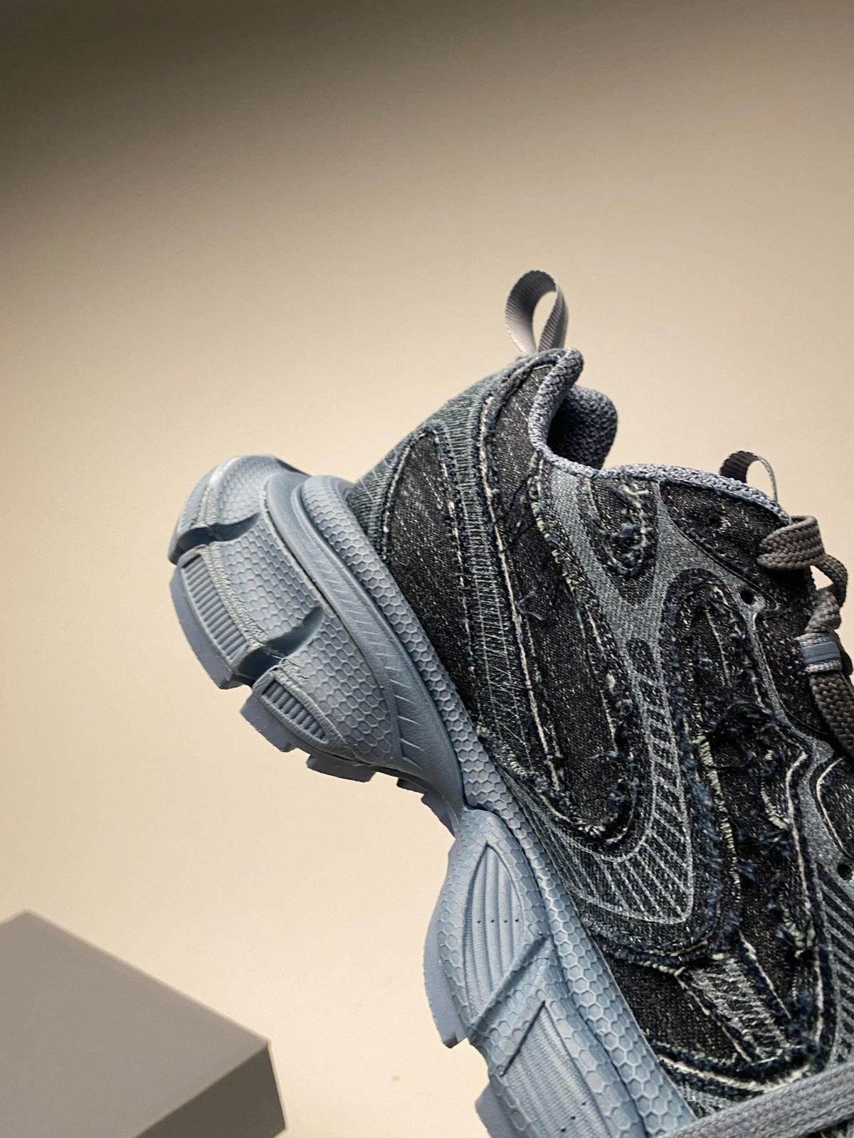 Caged Panel Runner Blue Grey Sneakers