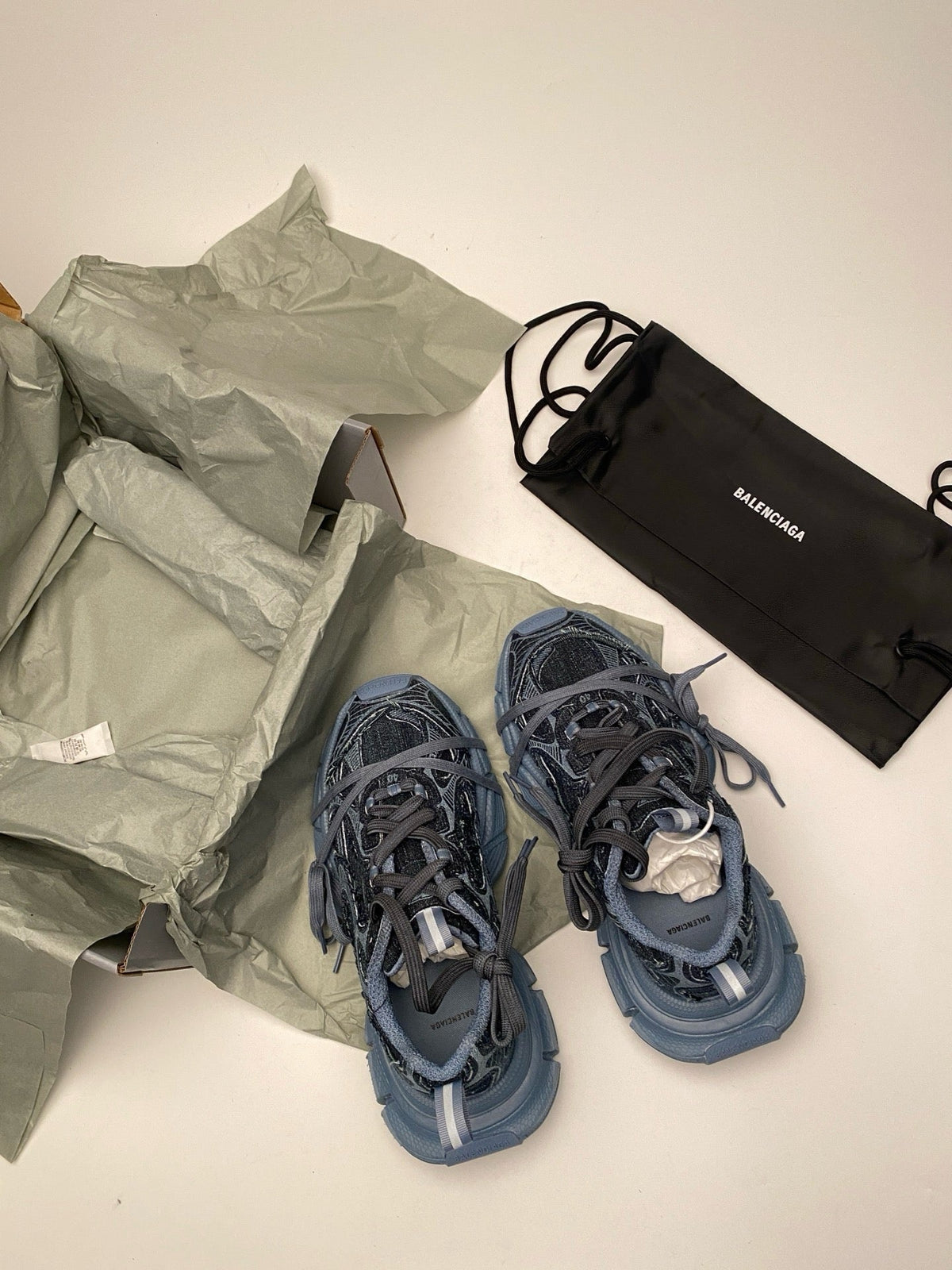 Caged Panel Runner Blue Grey Sneakers