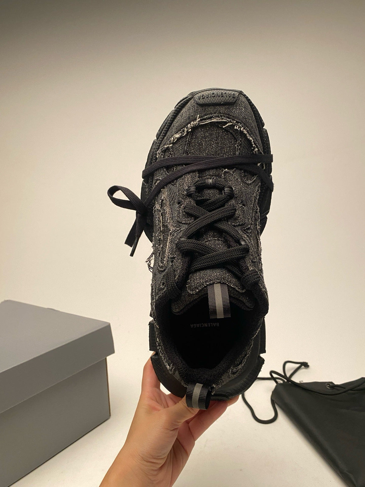 Caged Panel Runner Blue Grey Sneakers