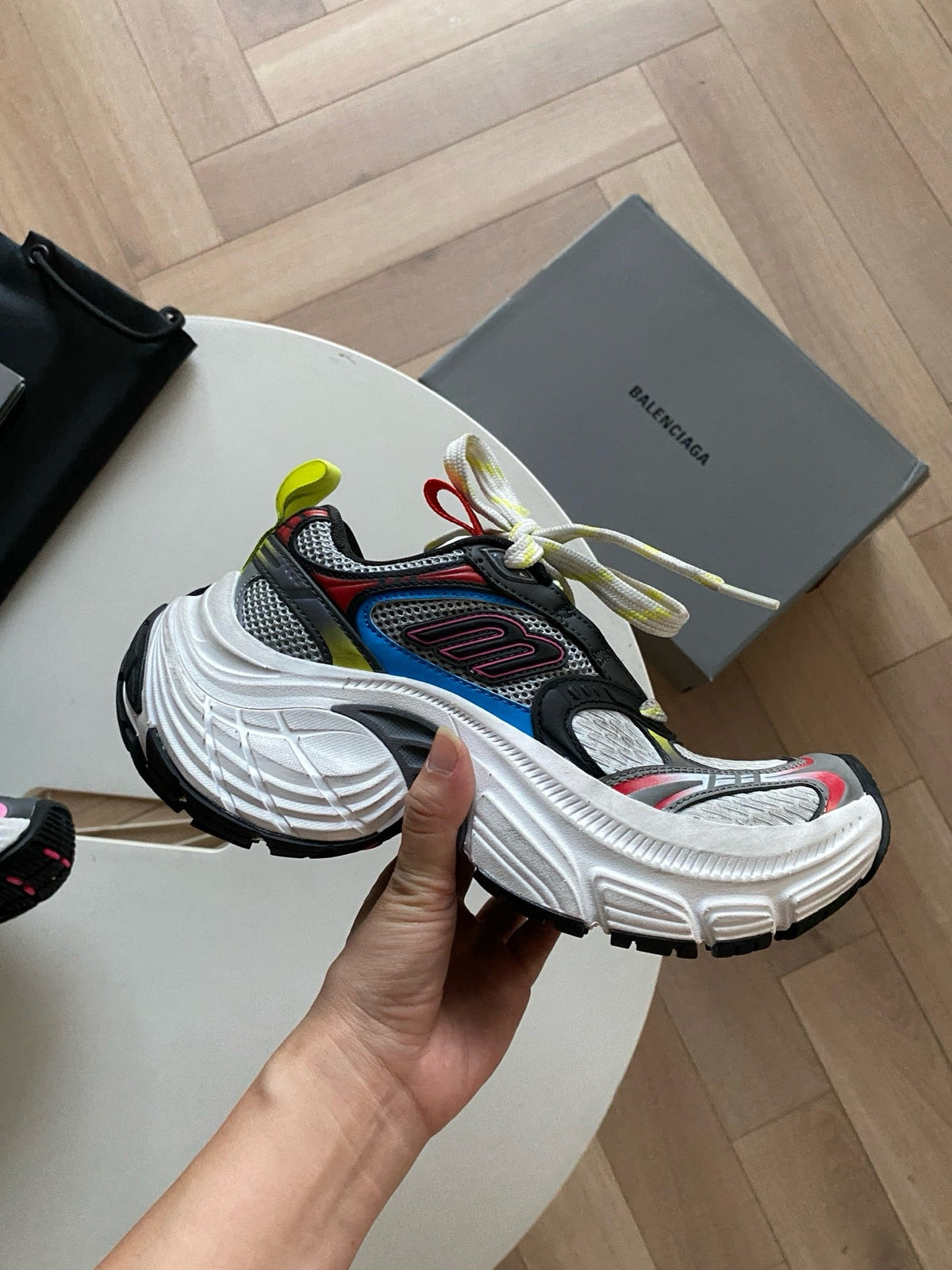 Caged Panel Runner Dark Multicolour Sneakers