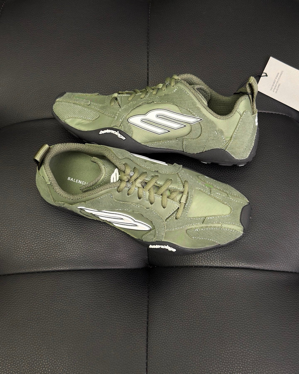 Caged Panel Runner Sage Sneakers