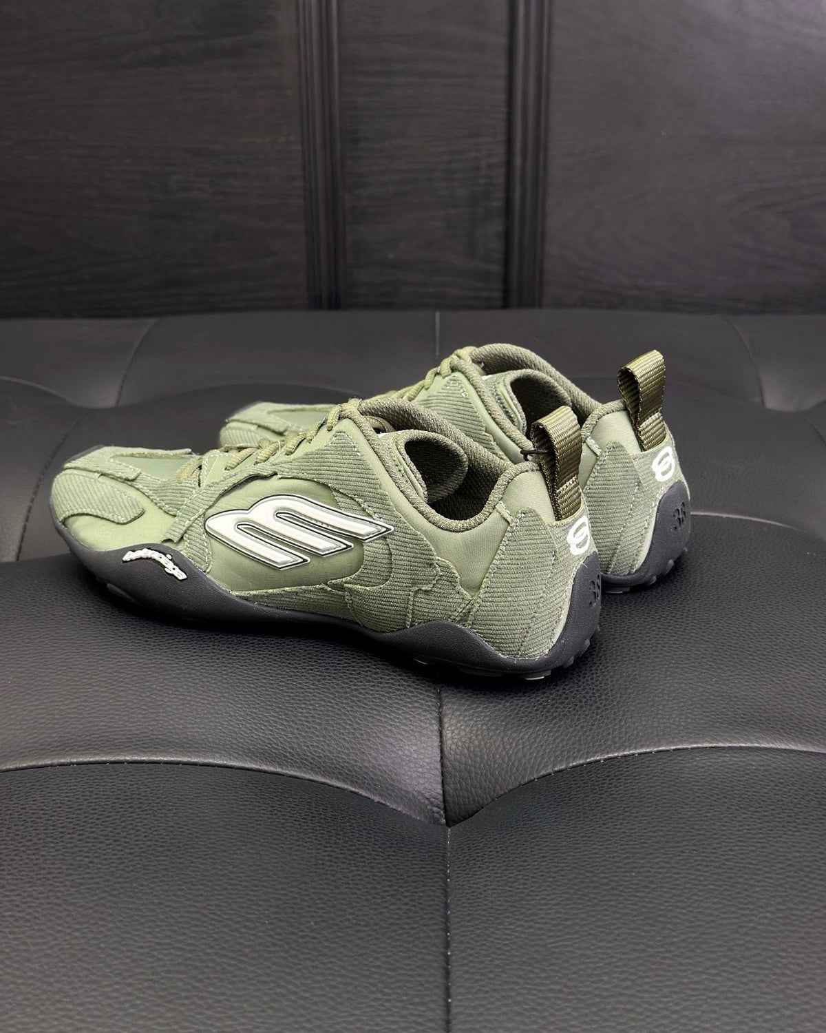 Caged Panel Runner Sage Sneakers