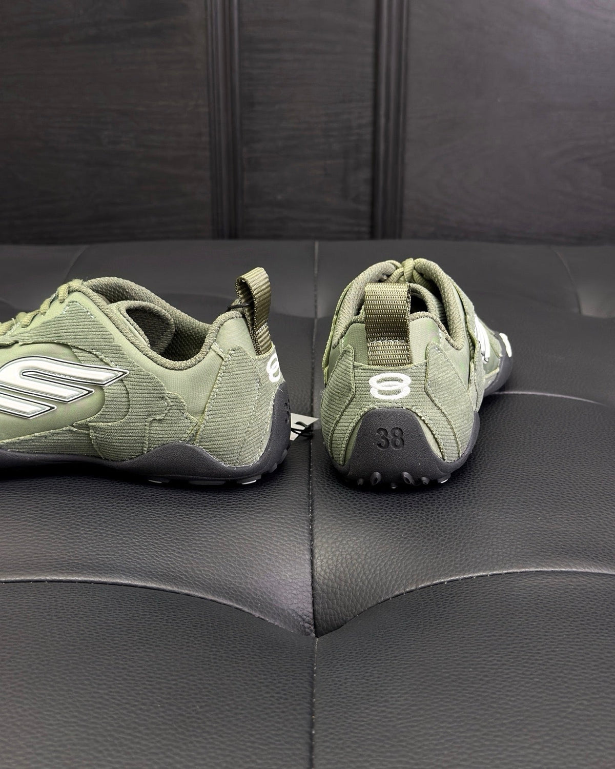 Caged Panel Runner Sage Sneakers
