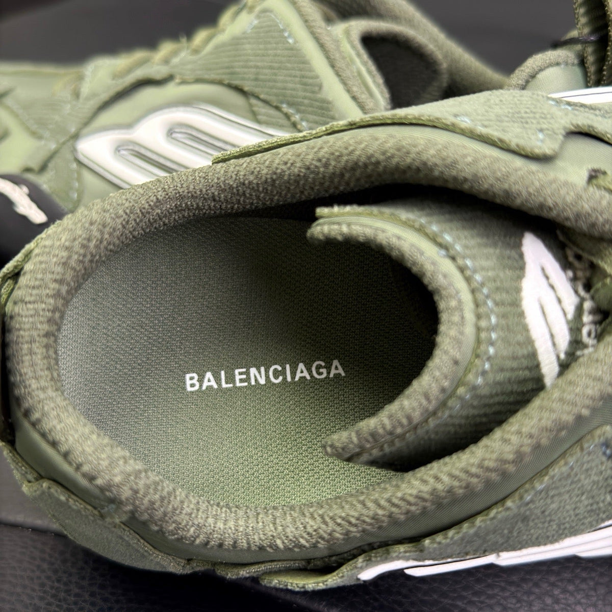 Caged Panel Runner Sage Sneakers