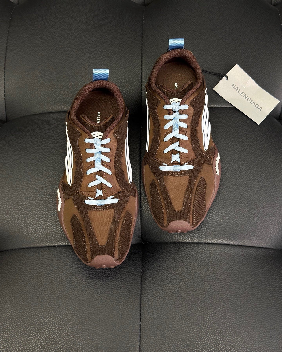 Caged Panel Runner Sage Sneakers