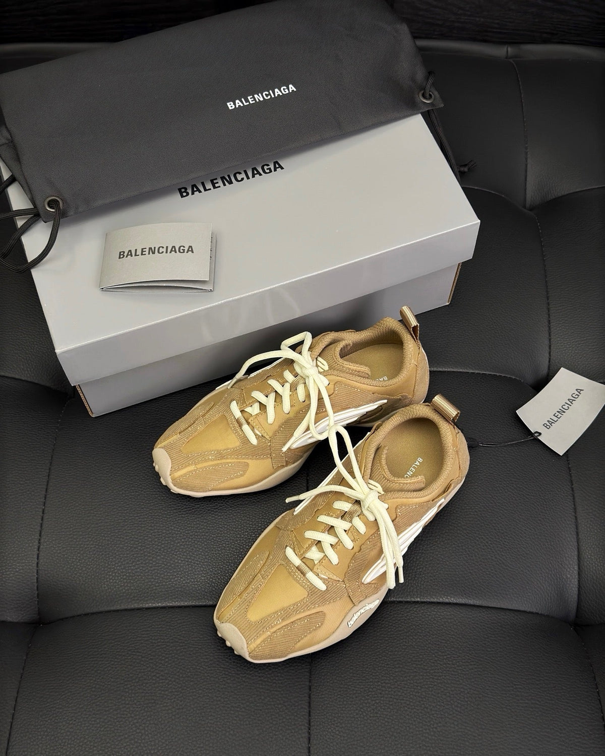 Caged Panel Runner Sage Sneakers