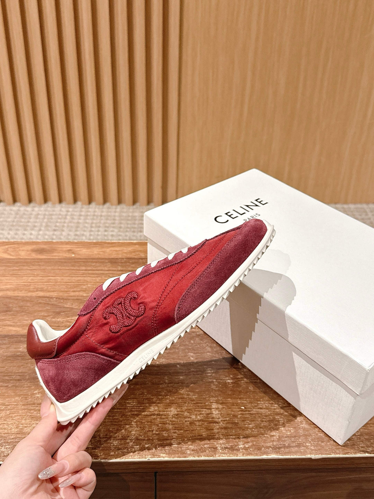 Rote Leder-Low-Top-Sneaker – Damen