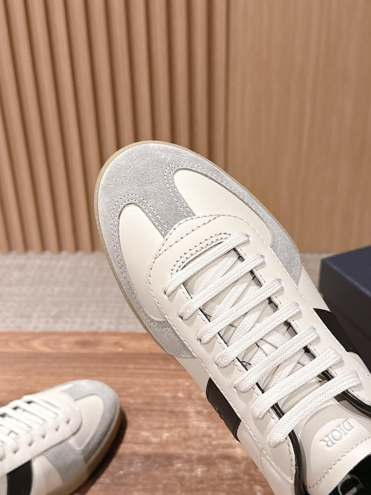 Leder-Sneaker Low-Top Weiß und Schwarz – Herren