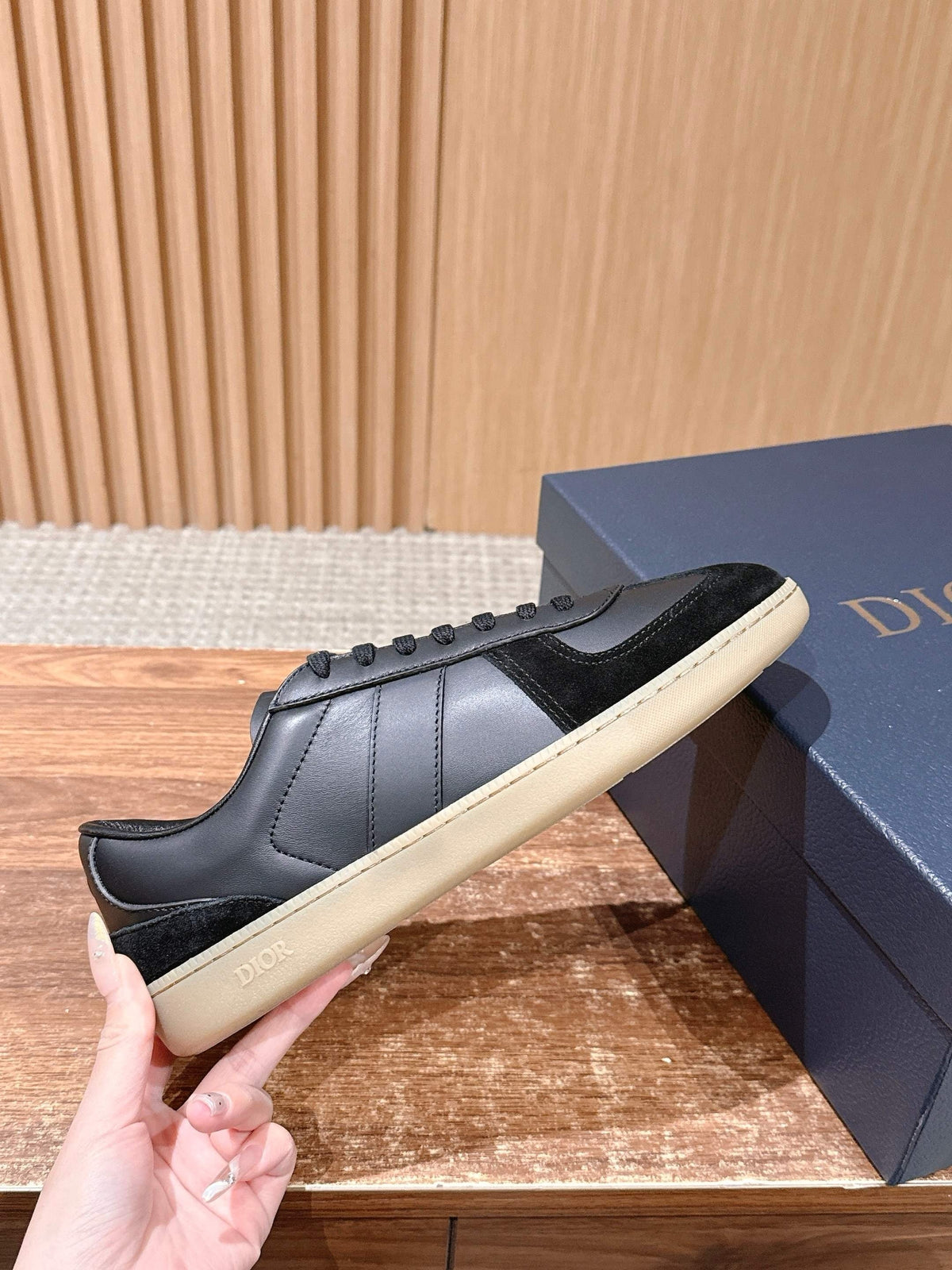 Leder-Sneaker Low-Top Weiß und Schwarz – Herren