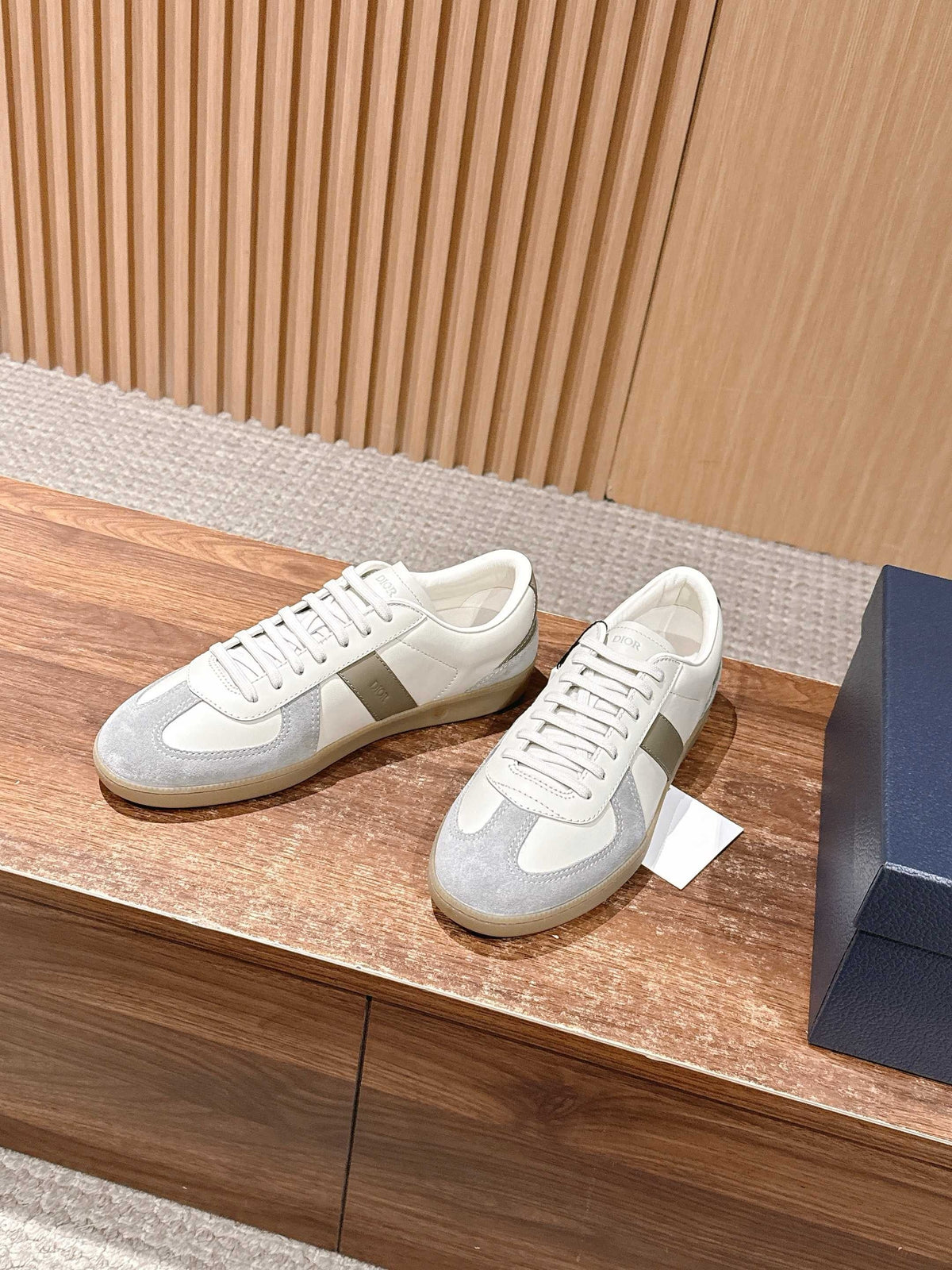 Leather Low-Top White and Tan Sneakers - Men's
