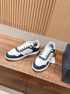 Herren-Sneaker aus Leder mit niedrigem Schaft, blau und weiß