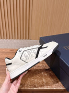 Leather Low-Top Black Grained Sneakers - Men's