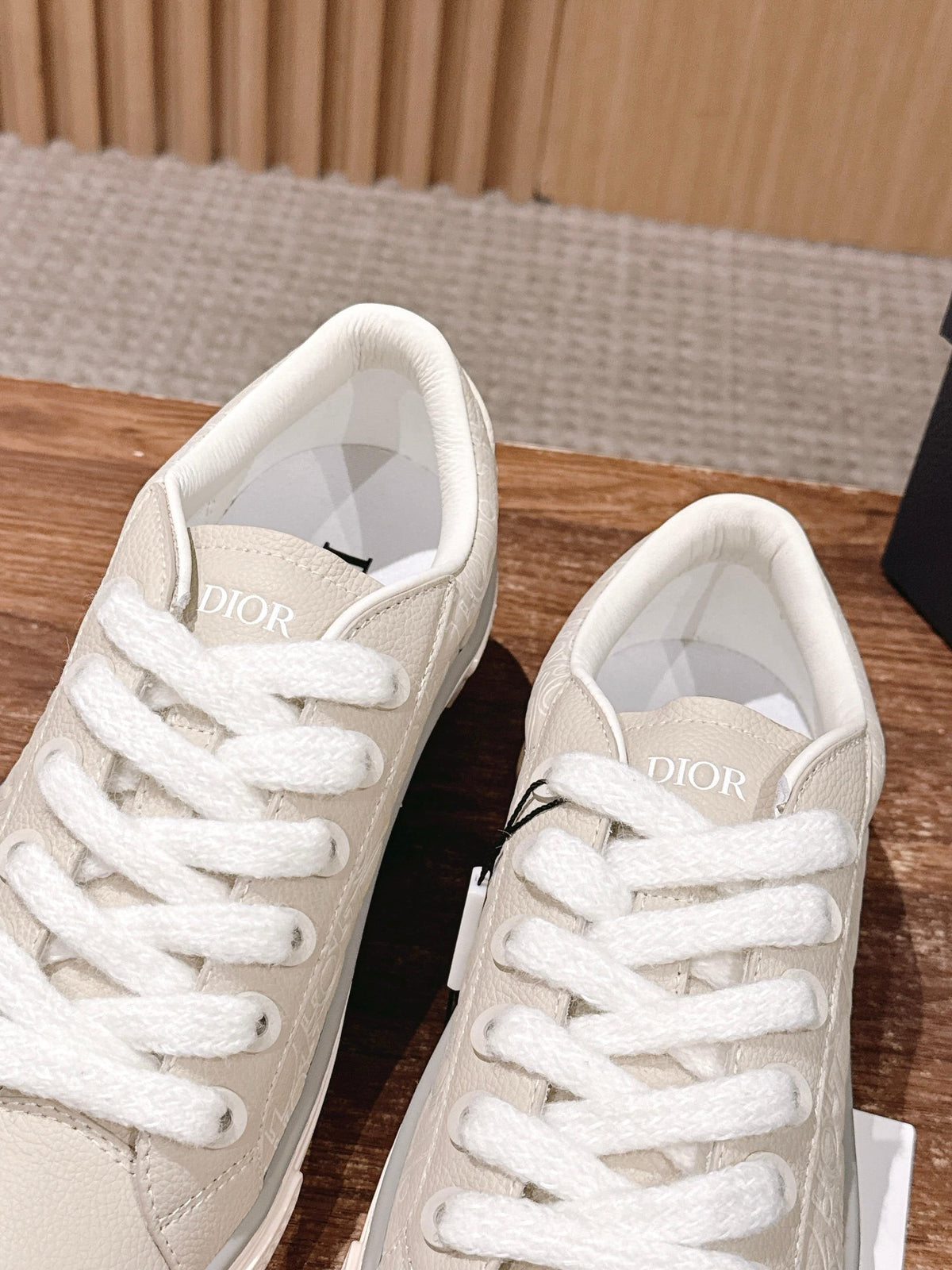 Leather Low-Top Grey and White Sneakers - Men's