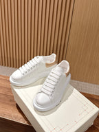 Weiß-goldene Sneaker – Damen