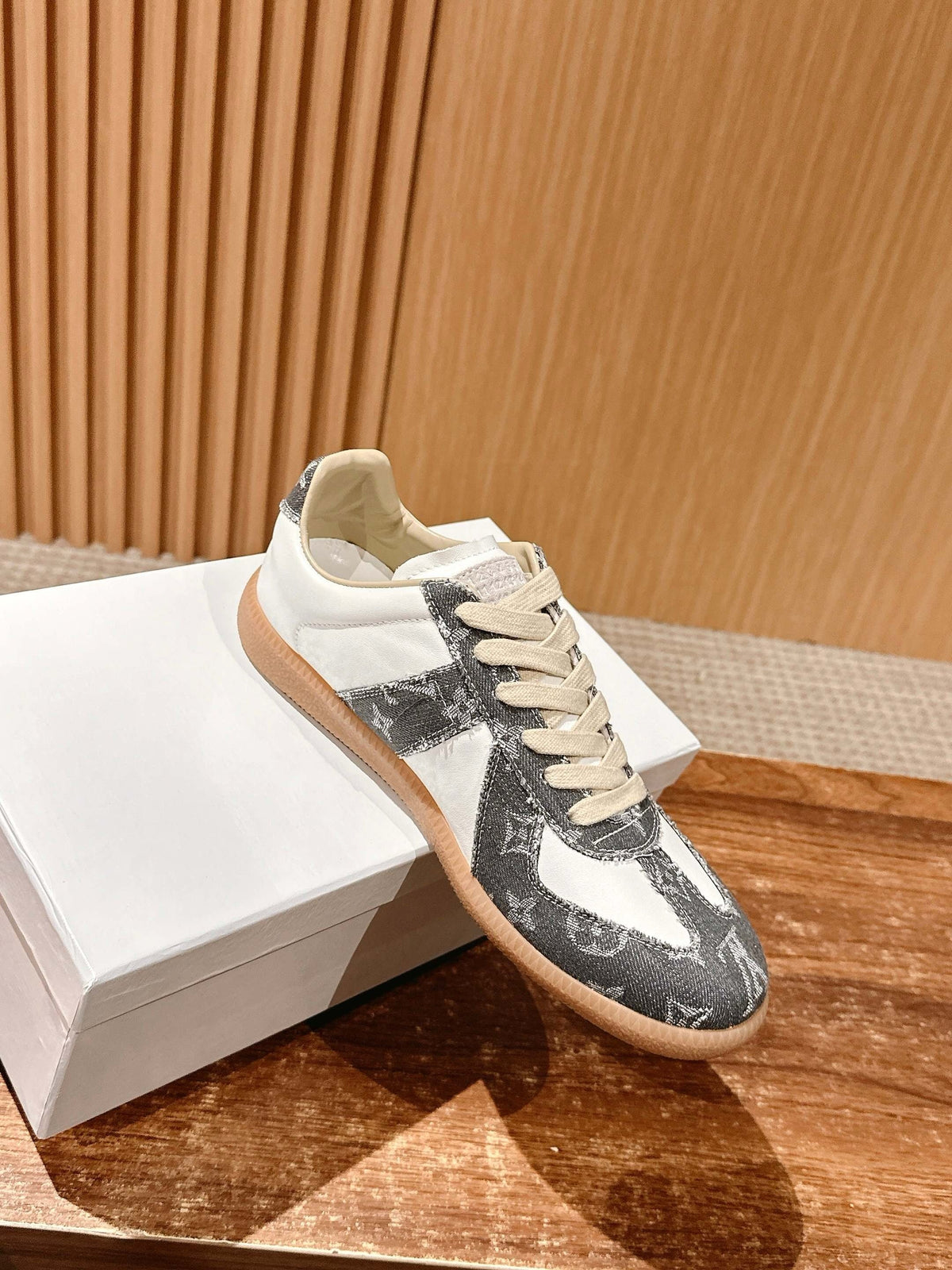 Multicolour Sneakers