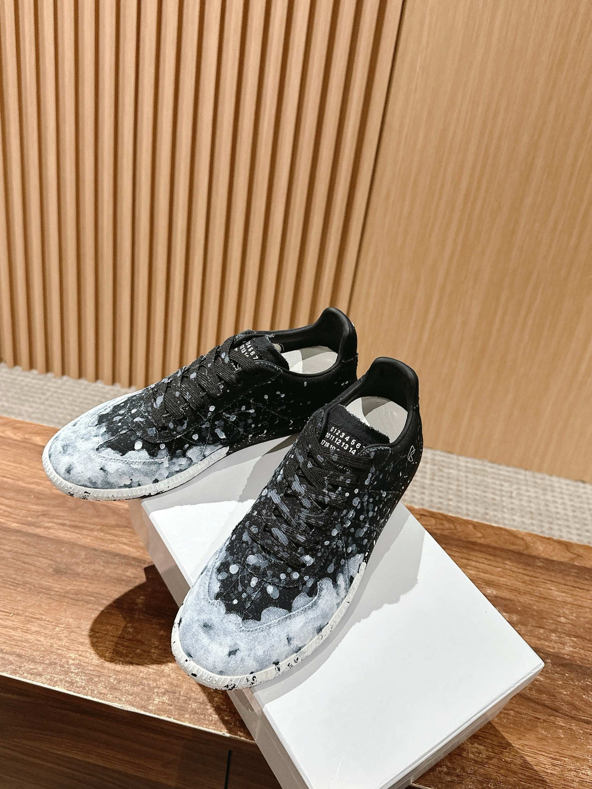 Multicolour Sneakers
