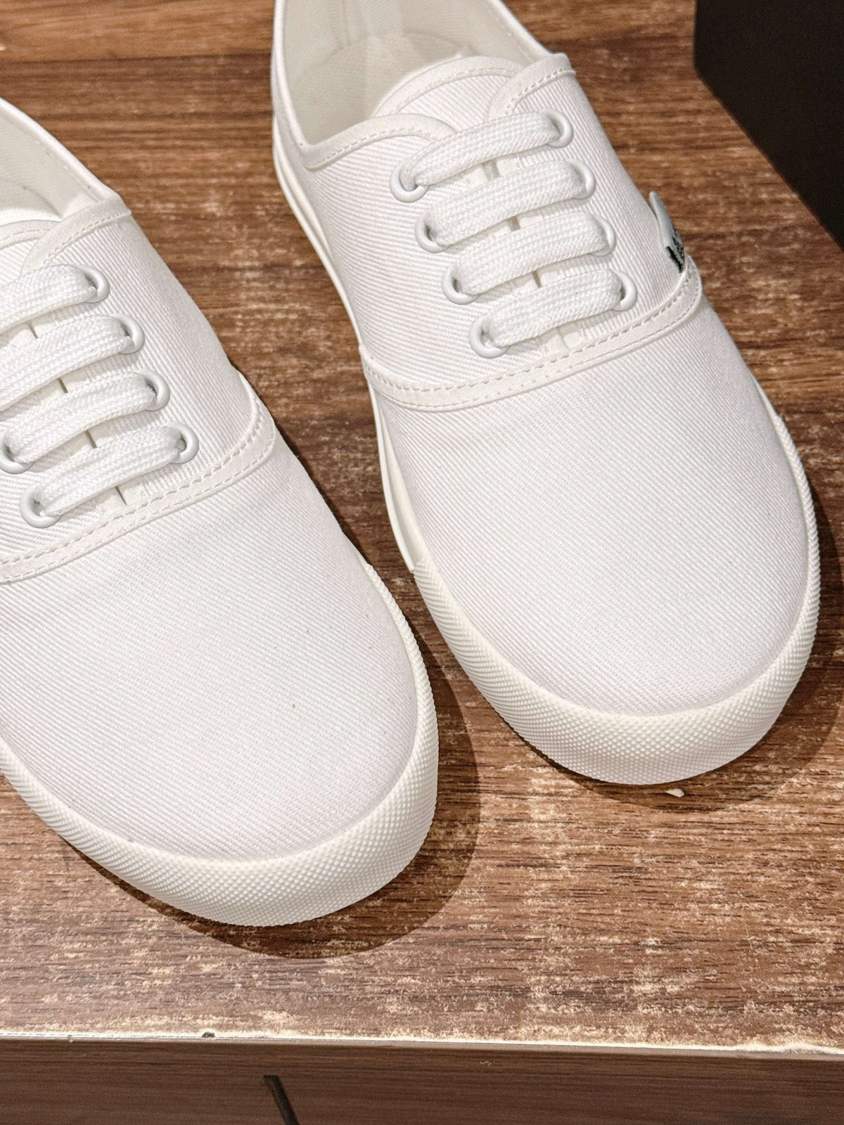 Black Canvas Toe Cap Low-Top - Women's