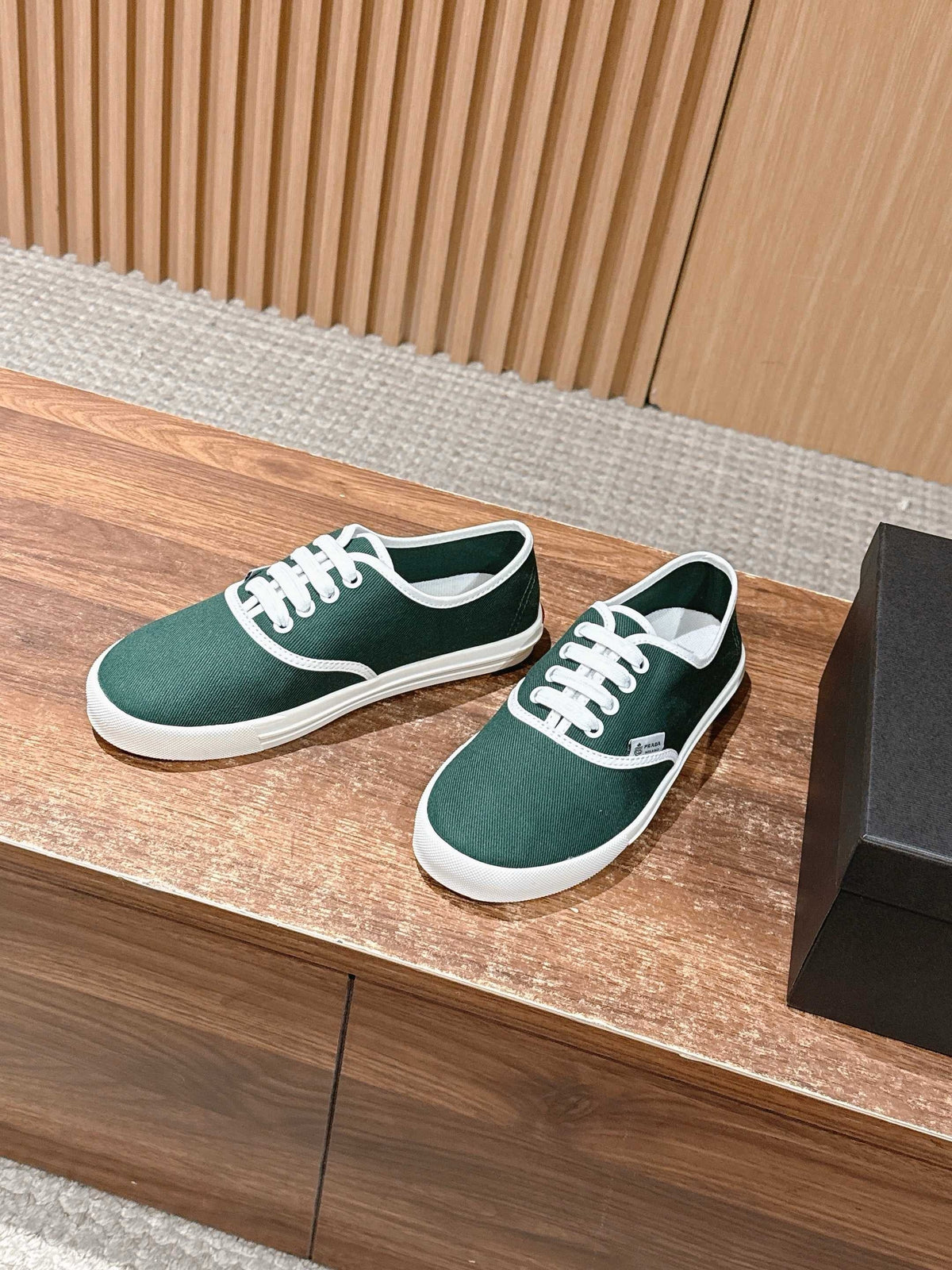 Black Canvas Toe Cap Low-Top - Women's