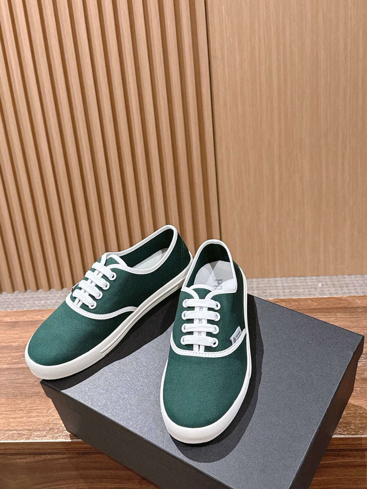 Black Canvas Toe Cap Low-Top - Women's