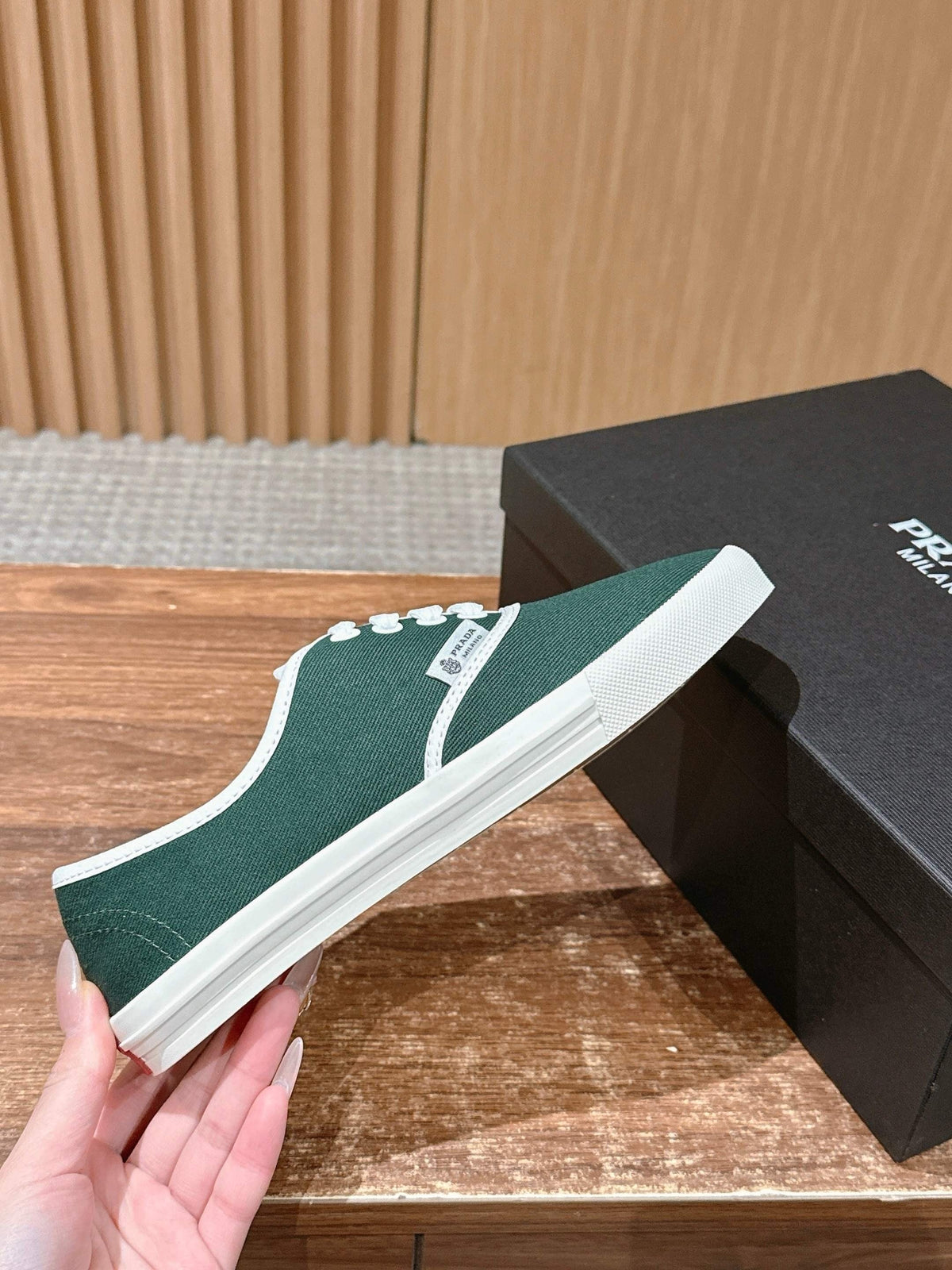 Black Canvas Toe Cap Low-Top - Women's