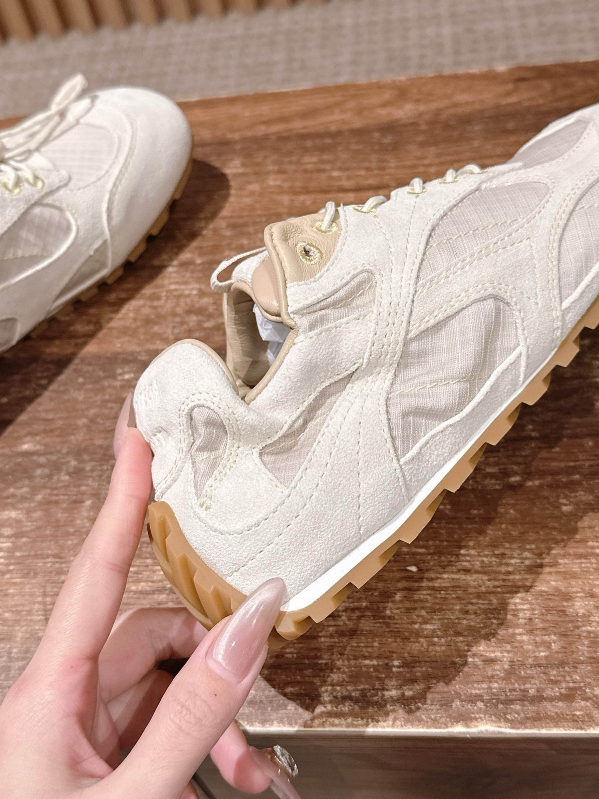 White Leather Plain Low-Top - Women's