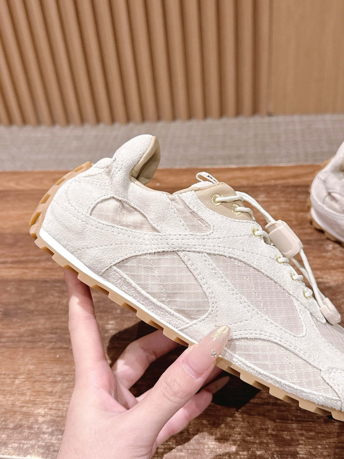 White Leather Plain Low-Top - Women's