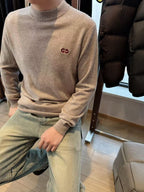 Crewneck mit Brustlogo aus brauner Wolle – Herren