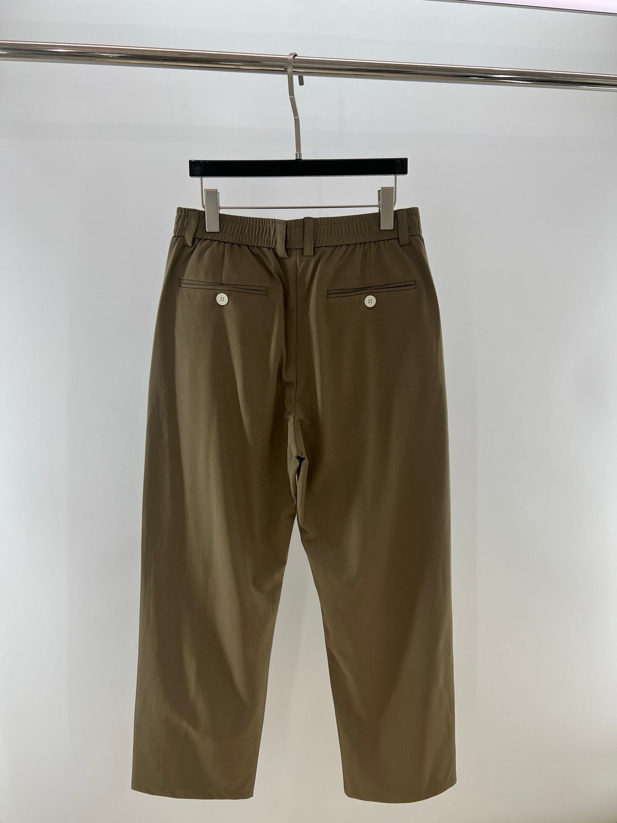Olivfarbene, gerade Baumwollhose – Herren