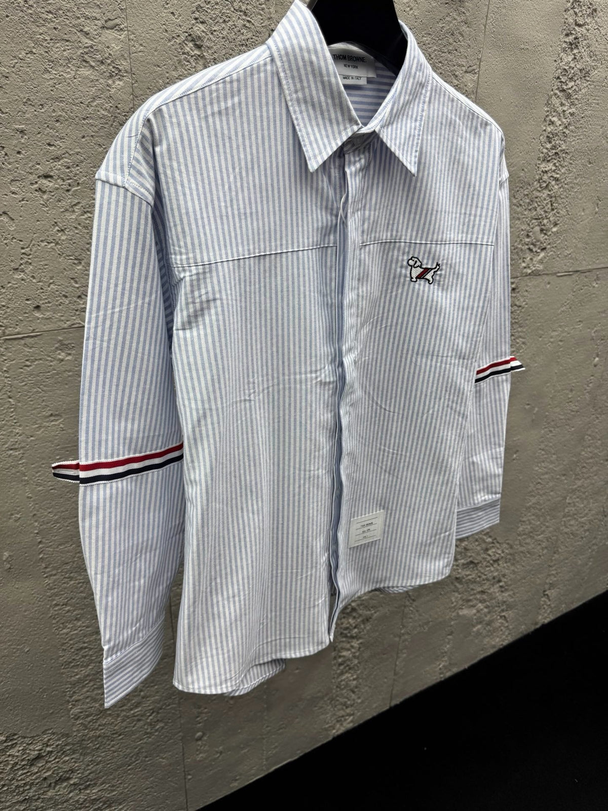 Weißes Baumwoll-Langarmshirt mit Kontrastbesatz – Herren