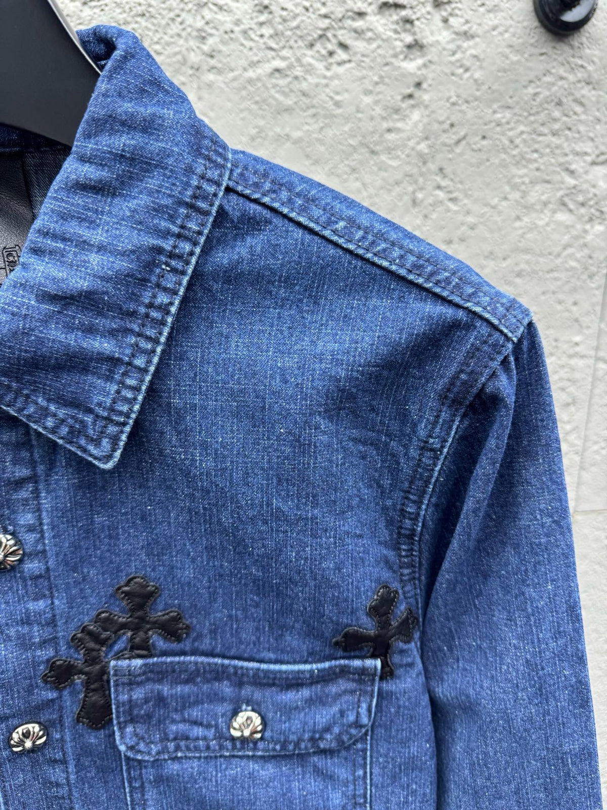 Blaue Jeans-Overshirt mit Stickerei – Herren