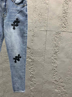 Blaue Jeans mit Kreuz-Flicken, gerade geschnitten – Herren