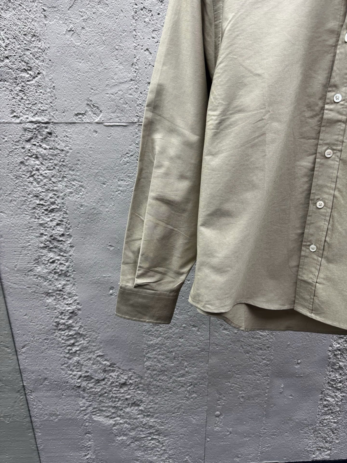 Beiges Langarmshirt aus Baumwolle, unifarben – Herren