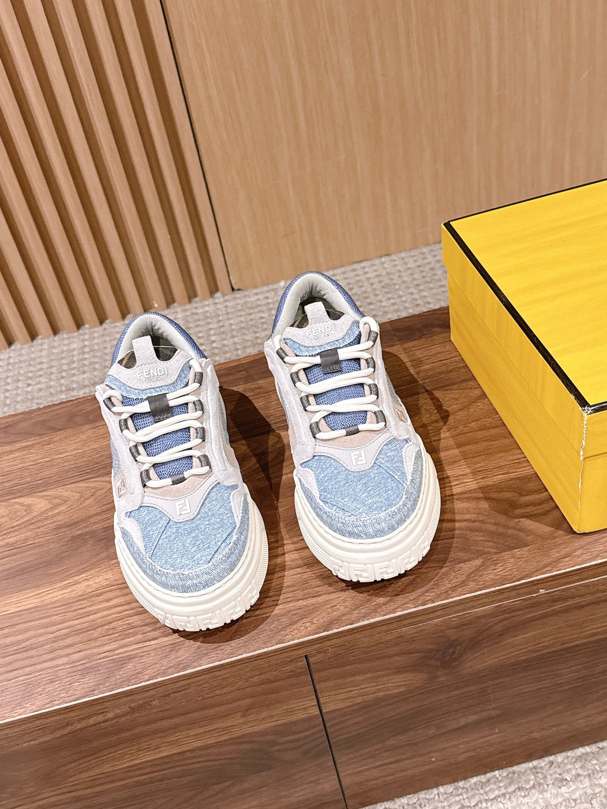 Weiße Leder-Colourblock-Chunky-Herrenschuhe