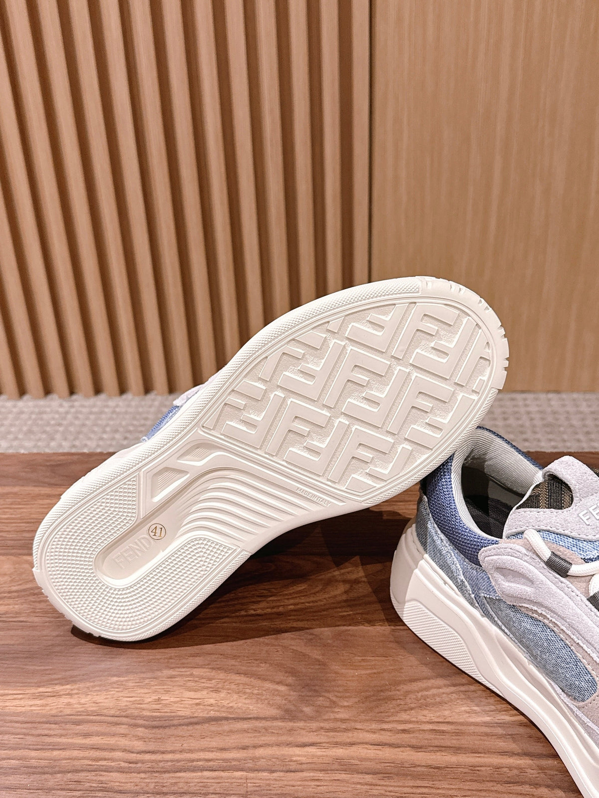 Weiße Leder-Colourblock-Chunky-Herrenschuhe