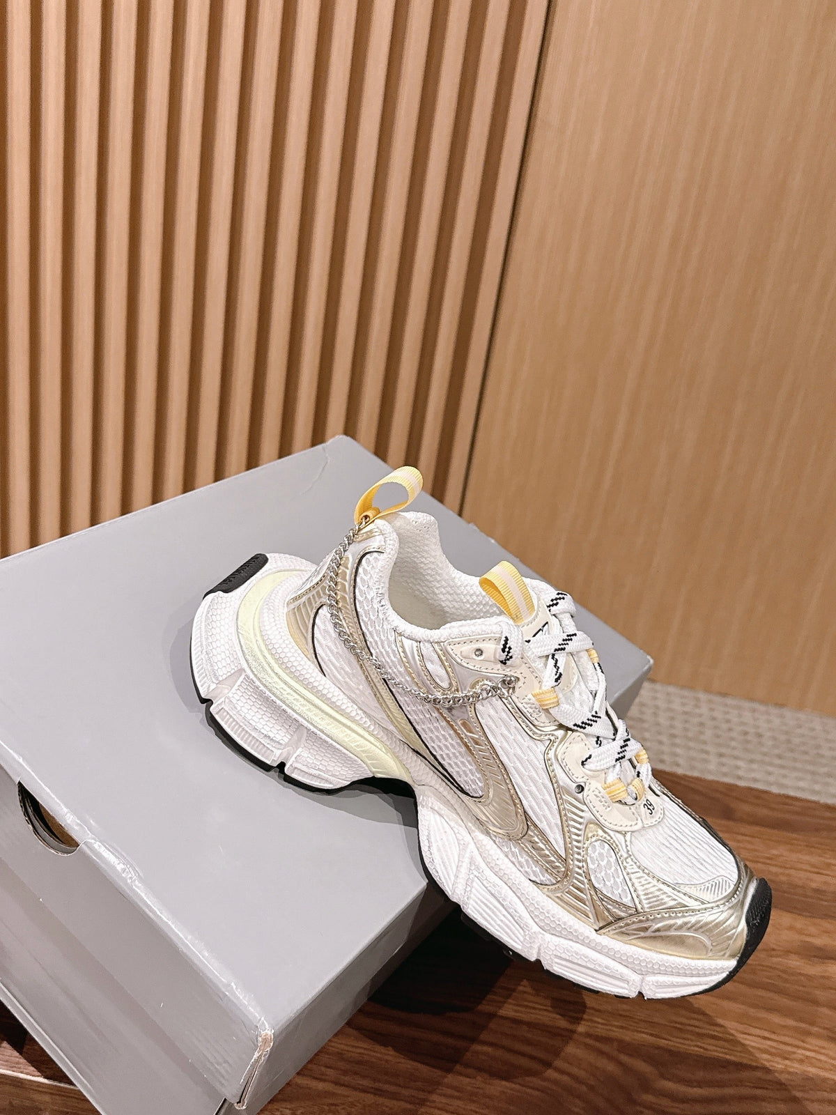 Multicolour Sneakers