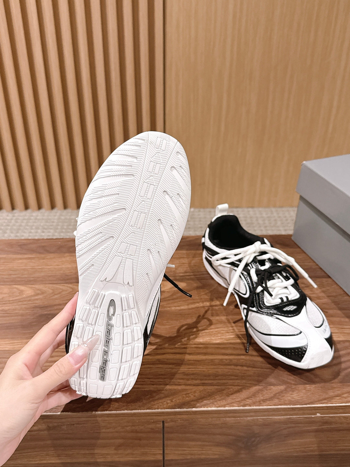 Panelled Runner Black and White Sneakers