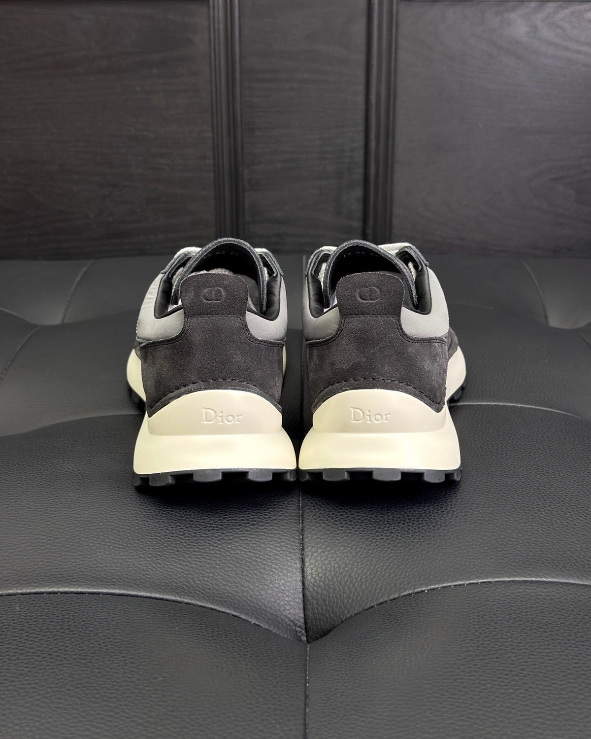 Leder-Low-Top-Sneaker Cremefarben - Herren