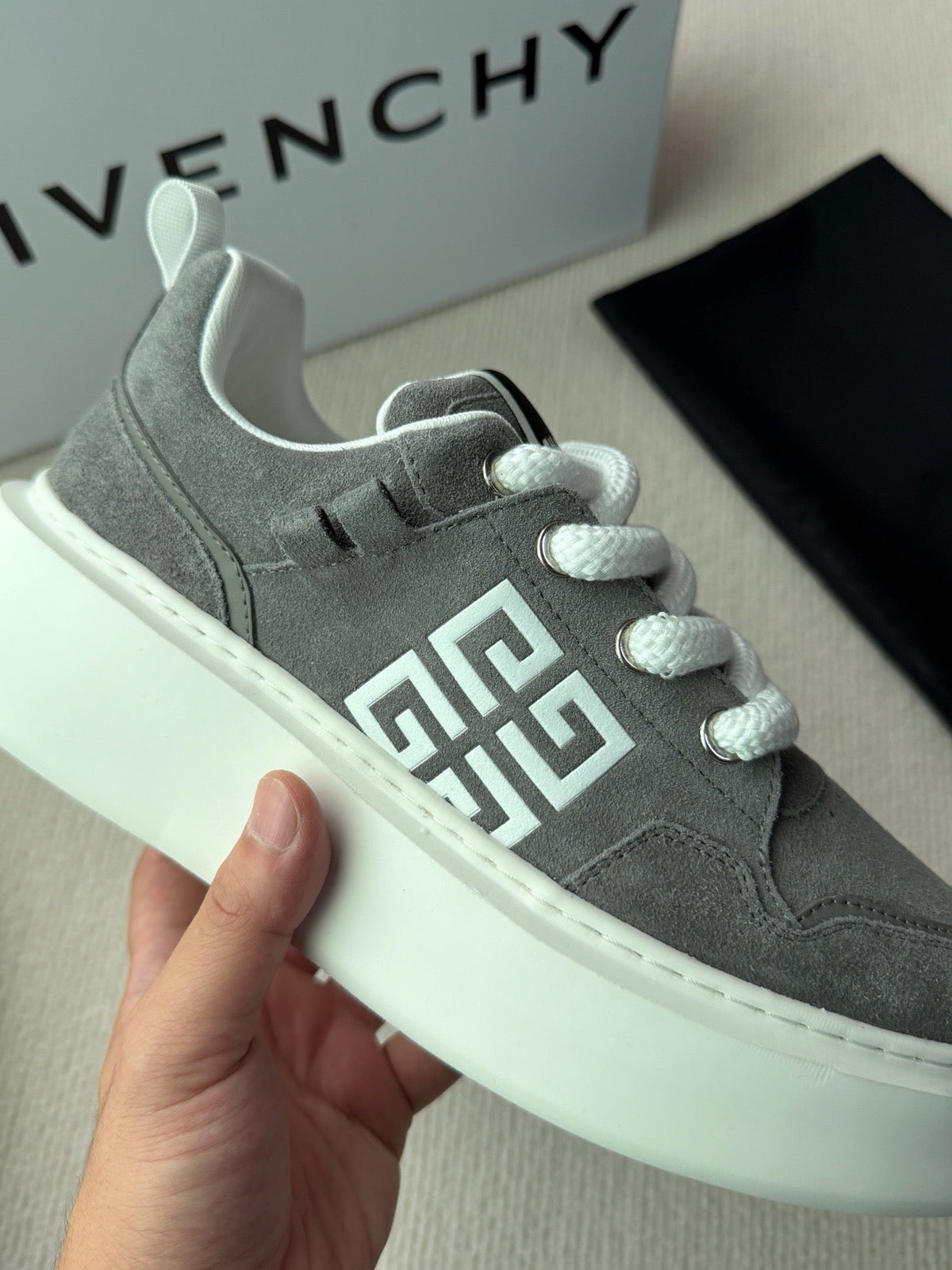 Grey Suede Contrast Sole Low-Top - Men's