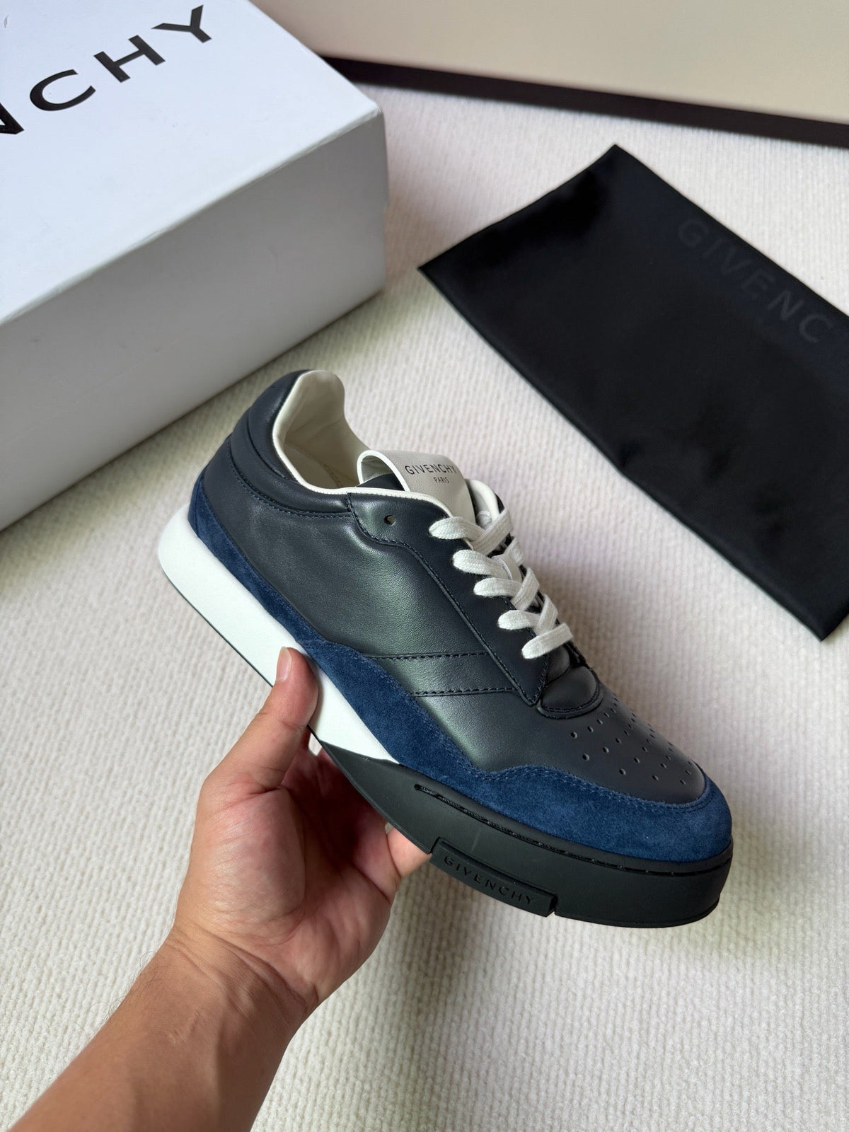Grey Suede Contrast Sole Runner - Men's