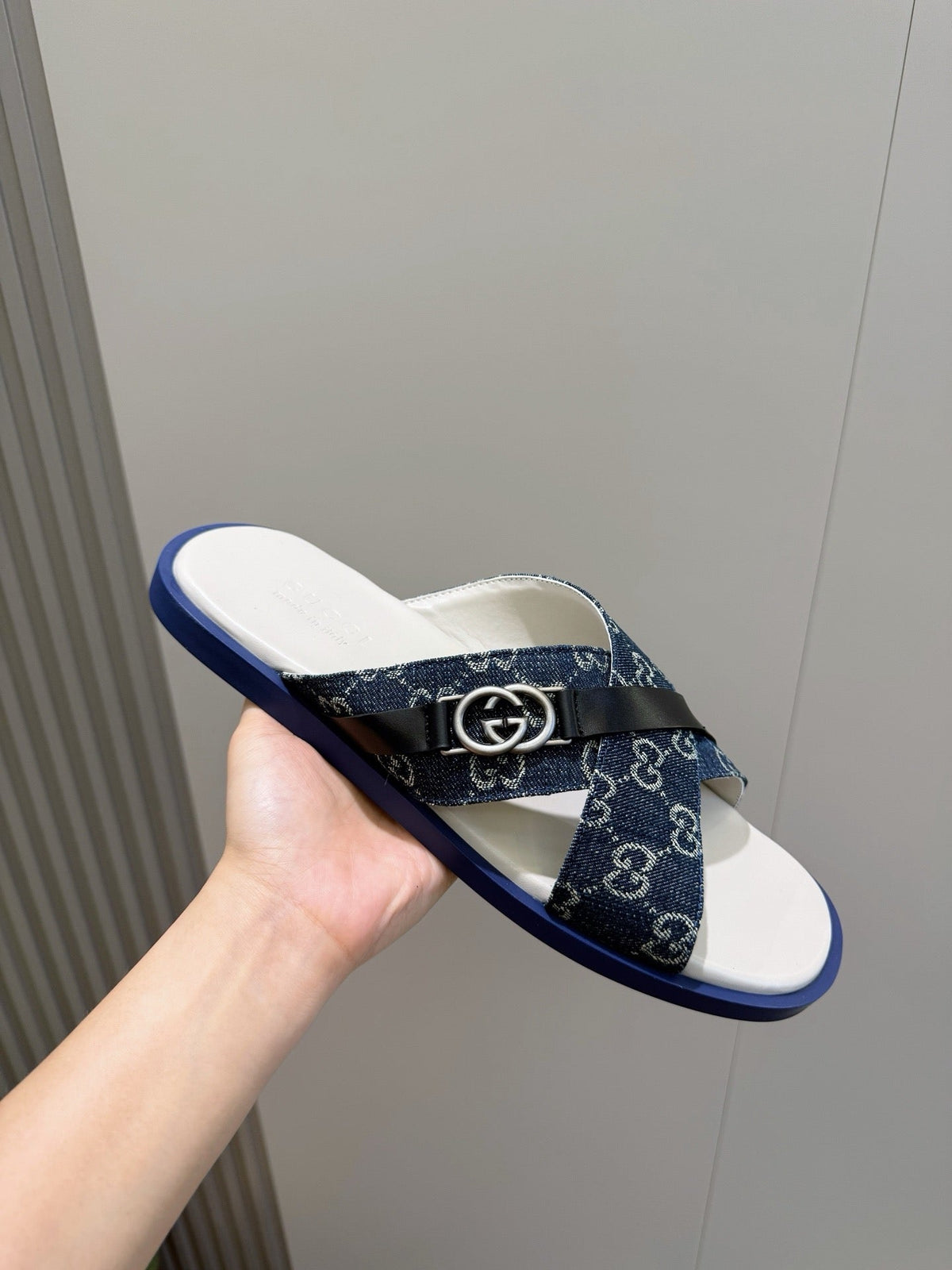 Navy Canvas Denim Monogram Crossover – Herren