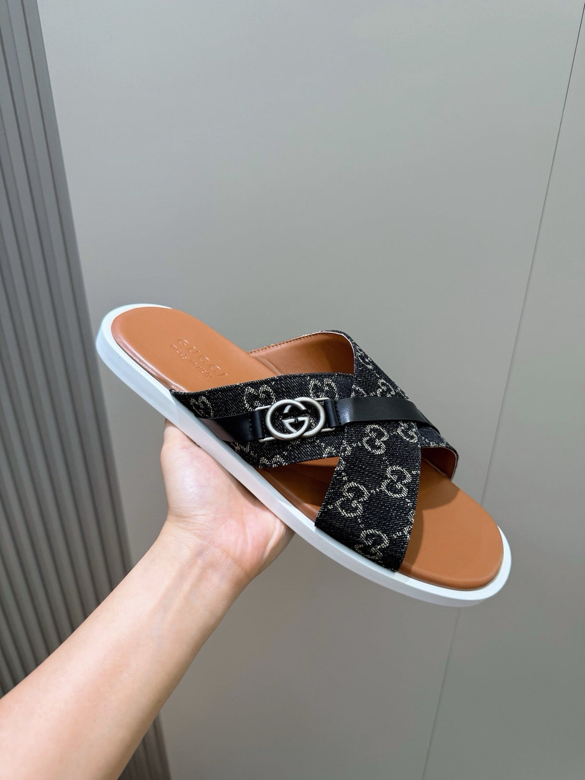 Navy Canvas Denim Monogram Crossover – Herren
